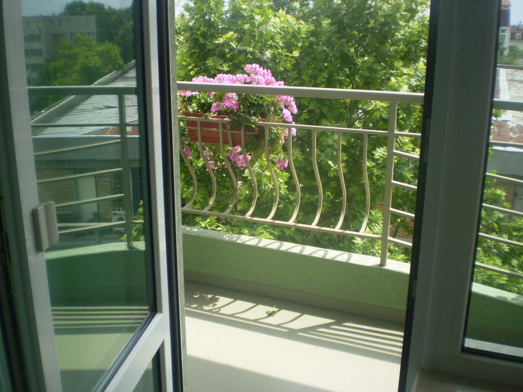 Guest House ,, Ekaterina" Νεσέμπαρ Δωμάτιο φωτογραφία
