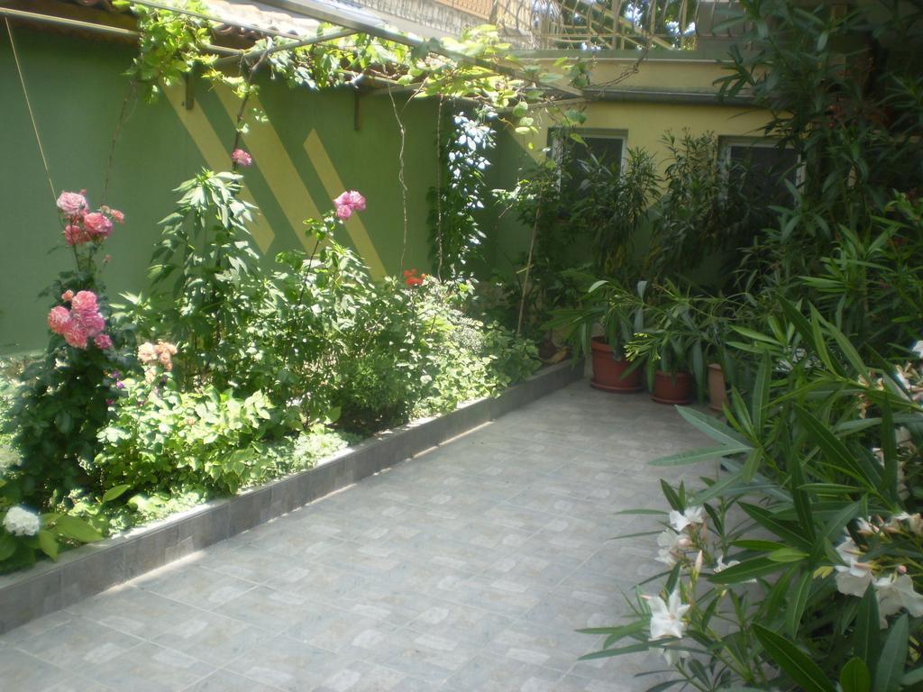 Guest House ,, Ekaterina" Νεσέμπαρ Εξωτερικό φωτογραφία