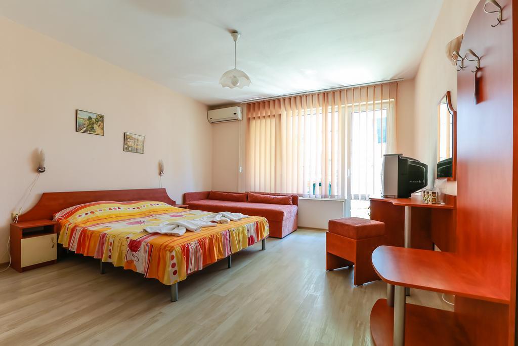 Guest House ,, Ekaterina" Νεσέμπαρ Εξωτερικό φωτογραφία