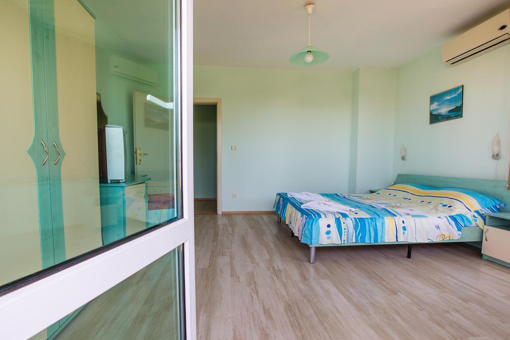 Guest House ,, Ekaterina" Νεσέμπαρ Εξωτερικό φωτογραφία